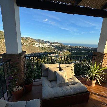 Villa En Frigiliana Con Piscina, Jacuzzi Y Espectaculares Vistas エクステリア 写真